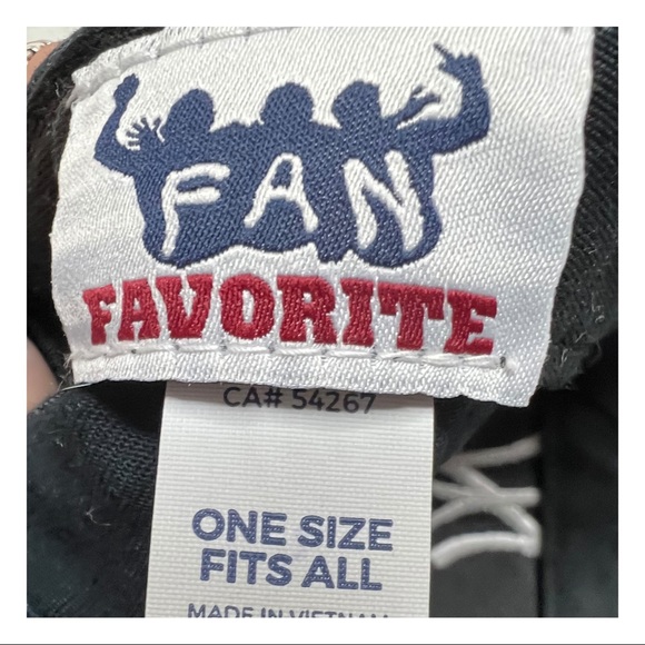 Yankee t-shirt size XL-EG-TG, 18-20 with NWT Yankee baseball cap! - Picture 6 of 8